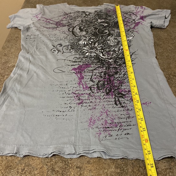 Sinful Tee - Picture 5 of 5